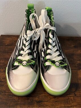 Beetlejuice Ground Up High Top Sneakers Glow in Dark Women’s 6.5